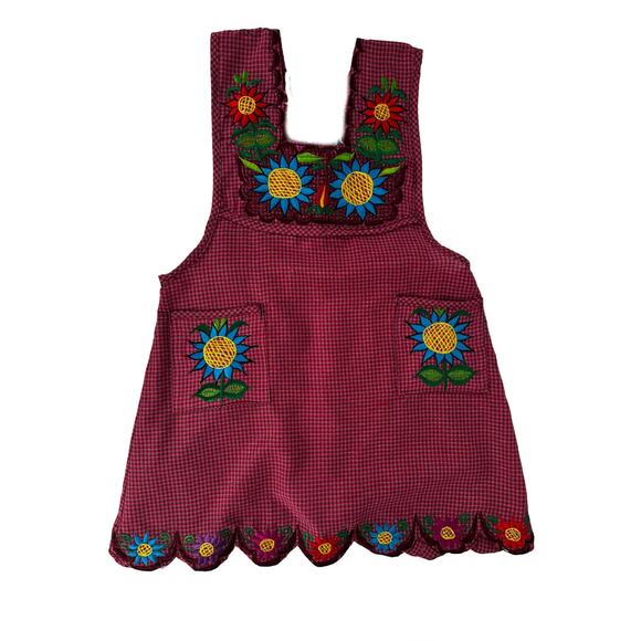 Reds Mexican Embroidered Apron – Basic Handmade Apron with Floral Design - Picture 8 of 9